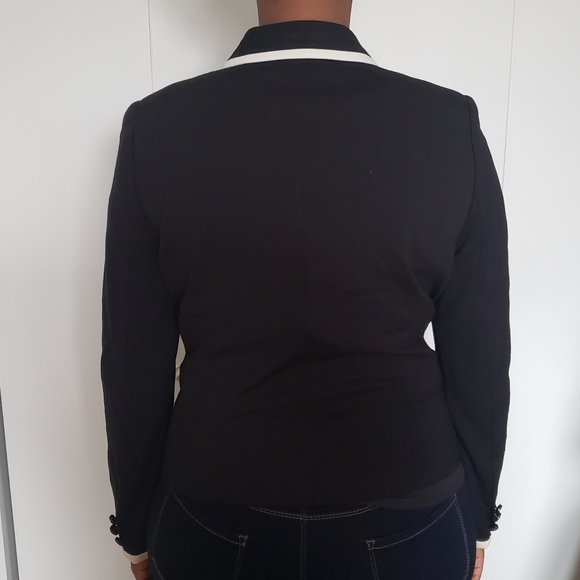 Jacket - Picture 2 of 5